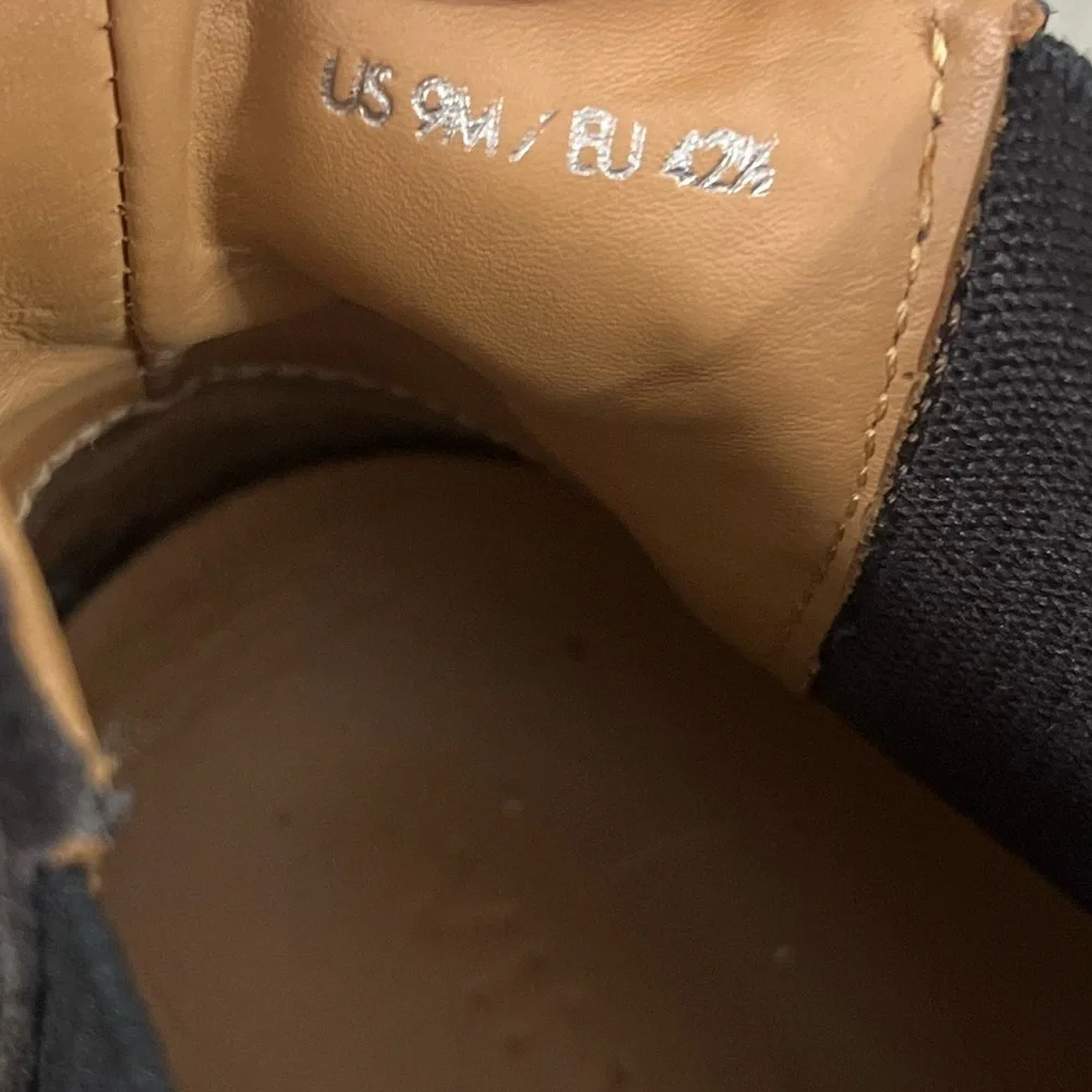 Vince Sawyer Suede Chelsea Boots